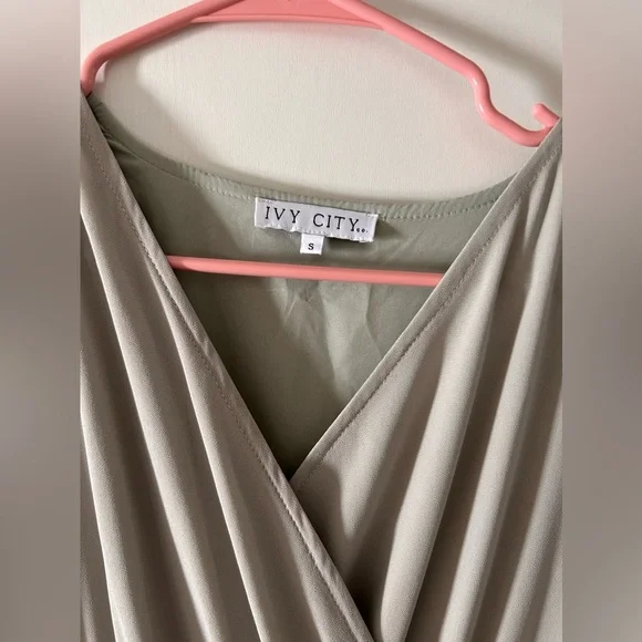 Ivy city andie dress sage - Picture 5 of 7